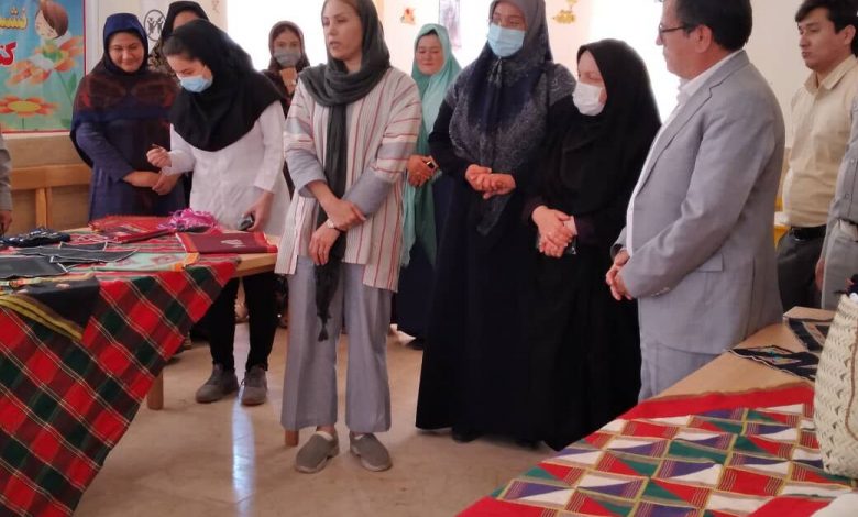 نمایشگاه صنایع دستی بانوان مرزنشین گنبدکاووس افتتاح شد